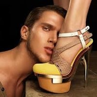 Что думают о женских каблуках мужчины?