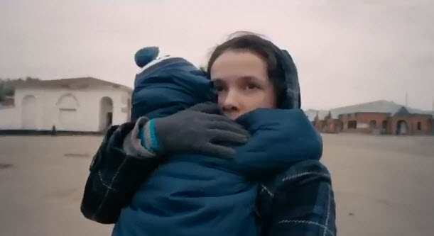 Фильм «Дочь» российских режиссеров Александра Касаткина и Натальи Назаровой (2012 год).