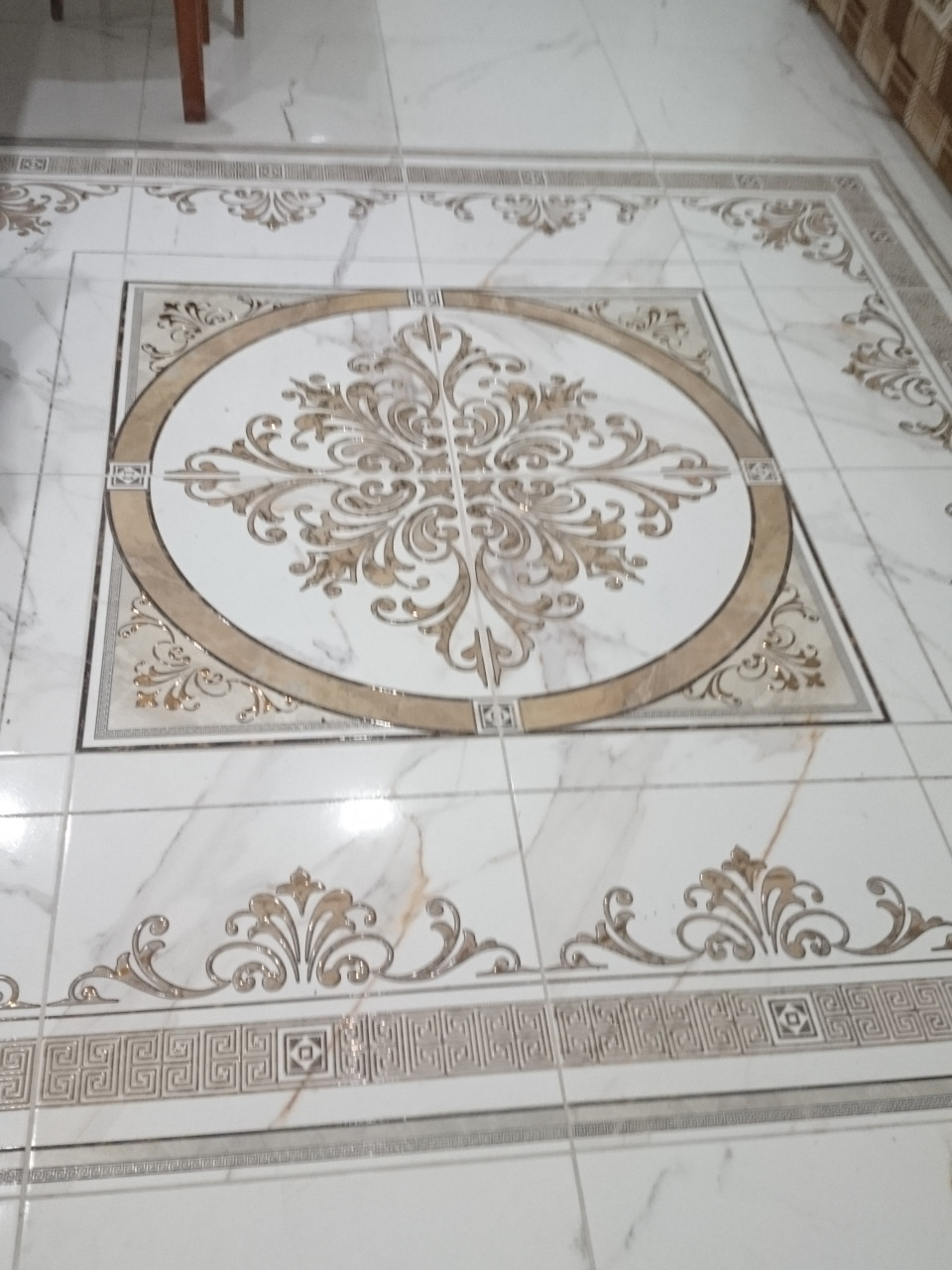 Внутренняя отделка любых помещений,электромонтажные и сантехнические работы.