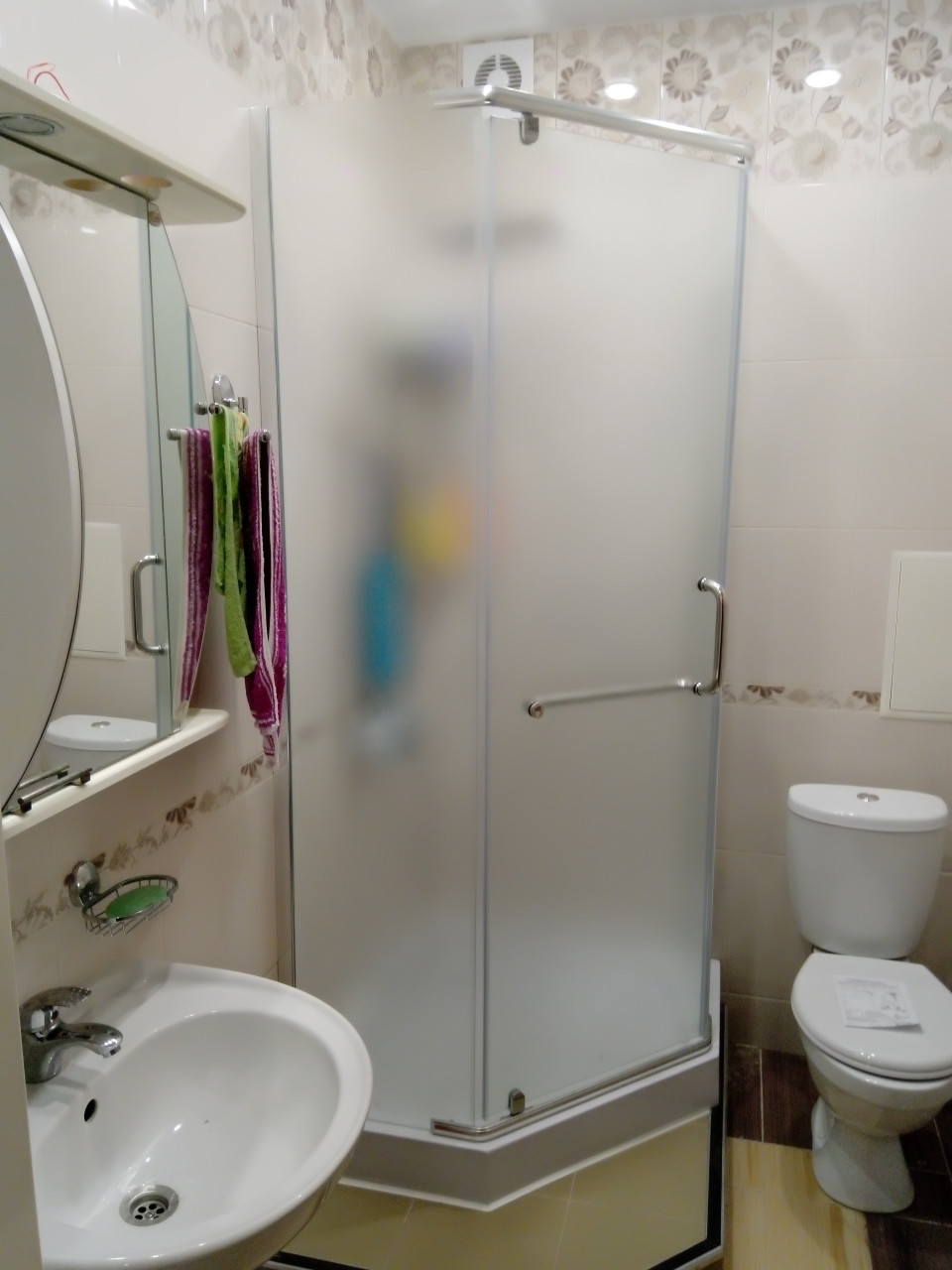 Внутренняя отделка любых помещений,электромонтажные и сантехнические работы.