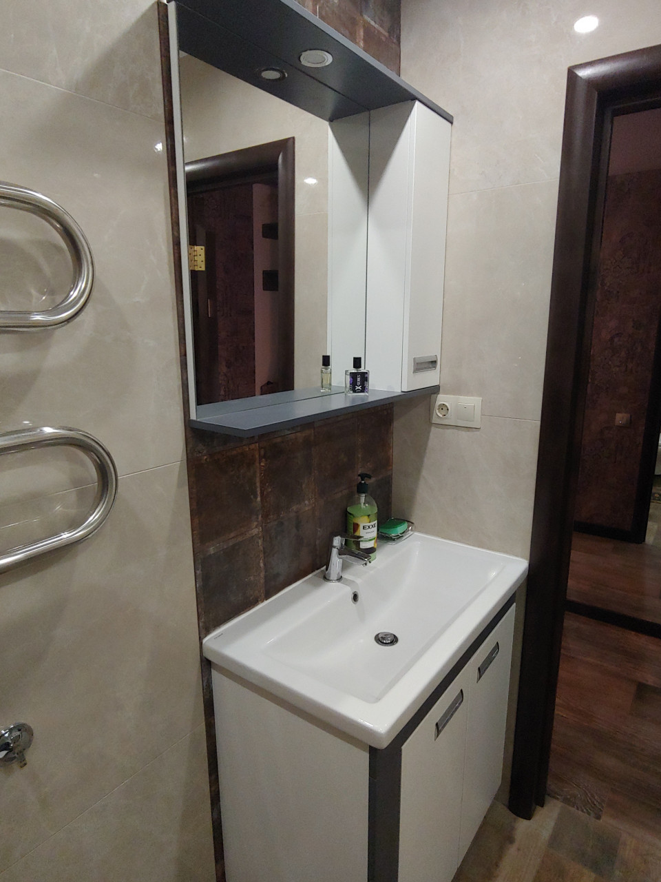 Шикарная однокомнатная квартира 47 м.кв Республике Беларусь с качественным дизайнерским ремонтом 3950000 руб.