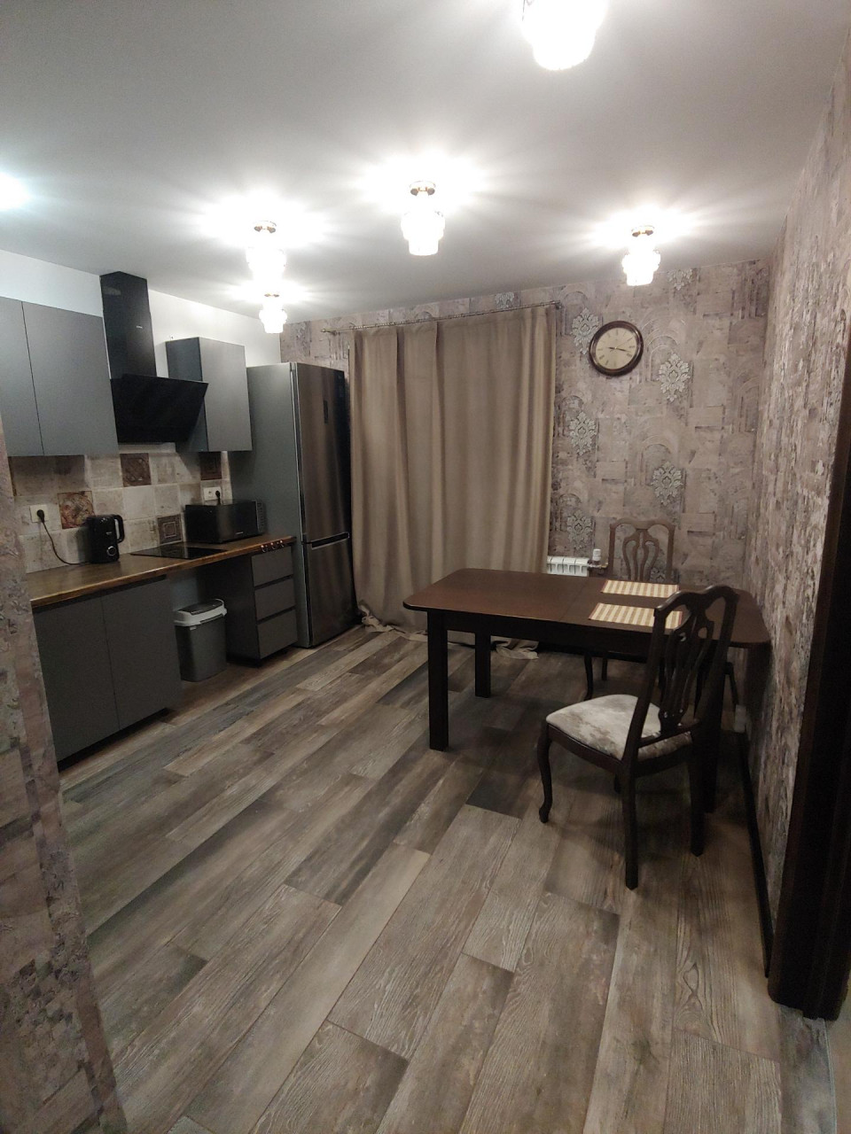 Шикарная однокомнатная квартира 47 м.кв Республике Беларусь с качественным дизайнерским ремонтом 3950000 руб.