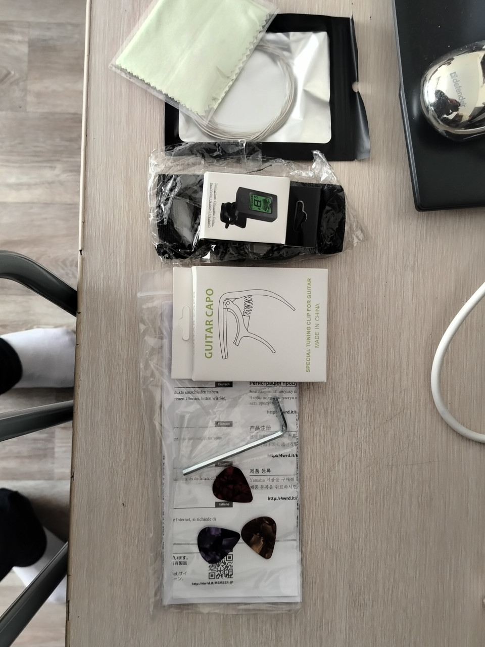 Продам гитару