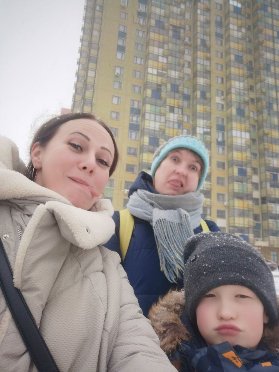 Здравствуй Новый год!)