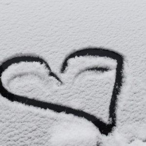 Снег растает, а Любовь будет жить в сердце.