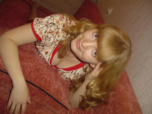 Лена, Россия, Самара, 38 лет, 1 ребенок. Хочу найти любящего, заботливого парняВысокая стройная блондинка с голубыми глазами