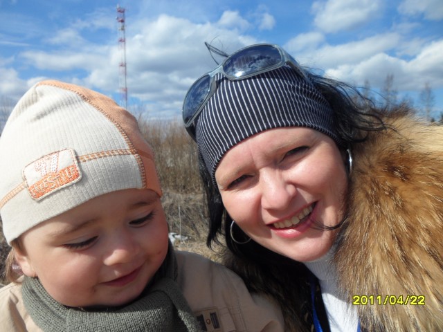 елена, Россия, Клин, 53 года. Я одинокая мама .У меня два сына 10 лет 10 месяцев.Дети здоровы я здорова нехватает внимания.
