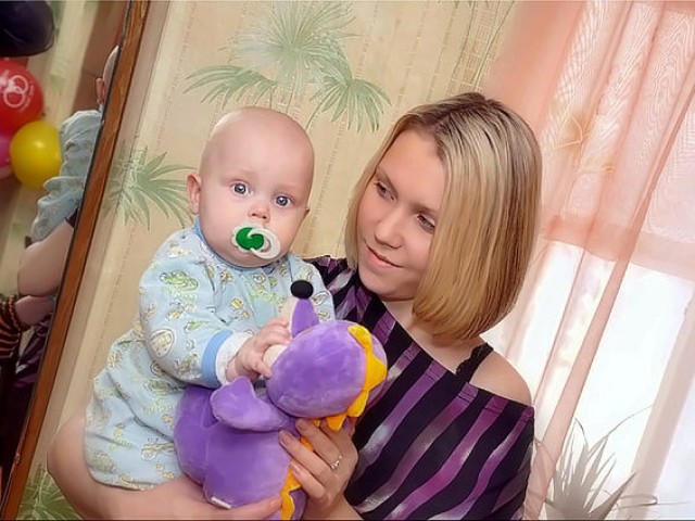 Татьяна, Россия, Прокопьевск, 35 лет, 1 ребенок. Хочу найти Доброго, милого, надежного .Одинокая мама.