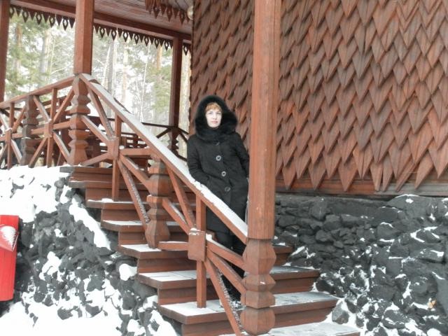 Елена, Россия, Санкт-Петербург, 45 лет, 2 ребенка. Я спокойная, уравновешенная, очень люблю детей. Люблю вместе с ними готовить, активно отдыхать, путе