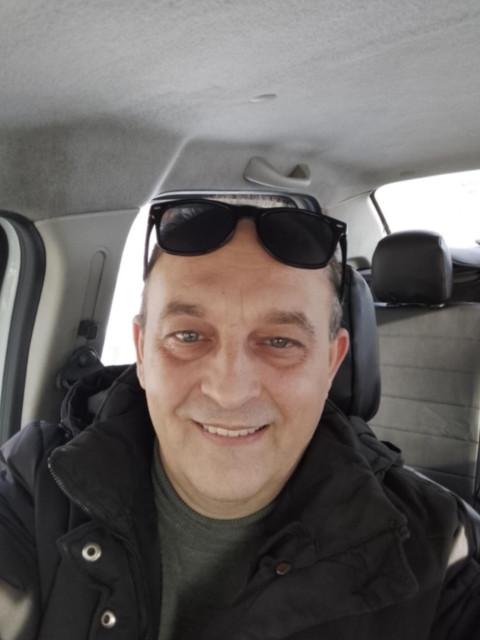 Денис, Санкт-Петербург, м. Академическая, 52 года, 1 ребенок. Ищу: Надеюсь больше искать никого не буду.  Анкета 5852. 