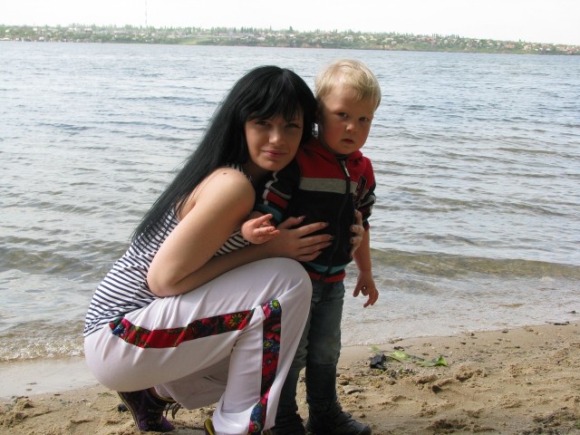 Юлия, Украина, Николаев, 36 лет, 1 ребенок. Знакомство без регистрации