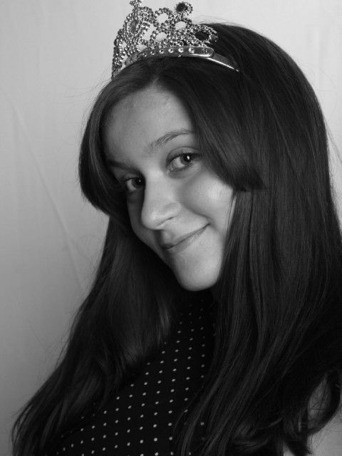 Аделина, Астрахань, 36 лет, 1 ребенок, 3 фото. Ищу: Любящего мужчину для себя и хорошего отца для дочери  Анкета 8532. 