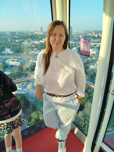 Венера, Россия, Калуга, 42 года, 1 ребенок. Ищу: Цель знакомства на этом сайте - дружеское общение.  Анкета 9895. 