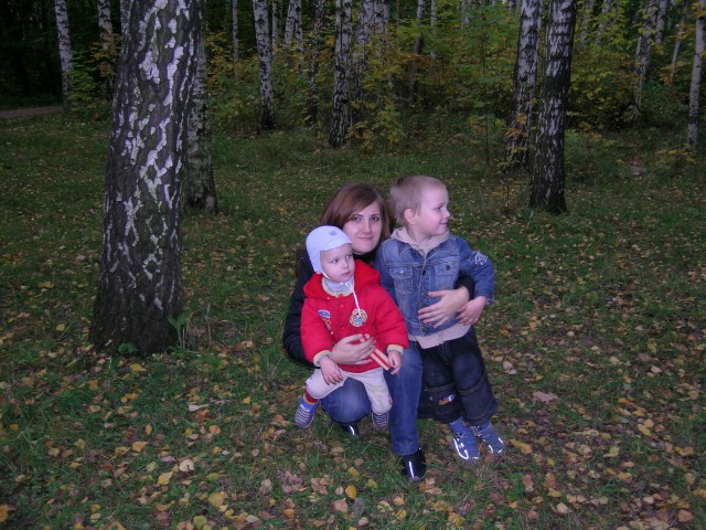 Мария, Москва, м. Ясенево, 44 года, 2 ребенка. Умная, милая, добрая, активная. По образованию - инженер-технолог швейных изделий, по призванию - пе