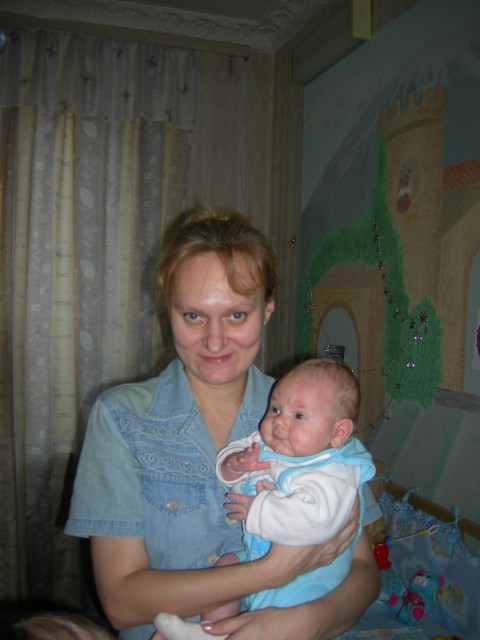 Елена, Екатеринбург, 53 года, 2 ребенка, 1 фото. Ищу мужчину, который готов стать моему месячному сыну папой, а мне мужем. Старший сын живет самостоя