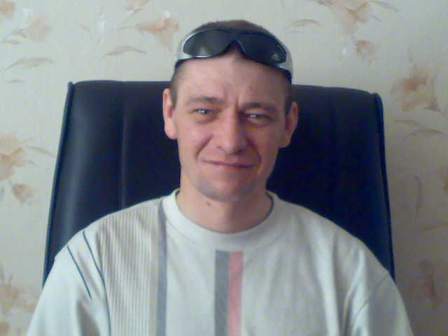 Владимир, Россия, Дудинка, 44 года. Хочу найти добрую девушкуне пьющий.хочу семью.ребенок не проблема