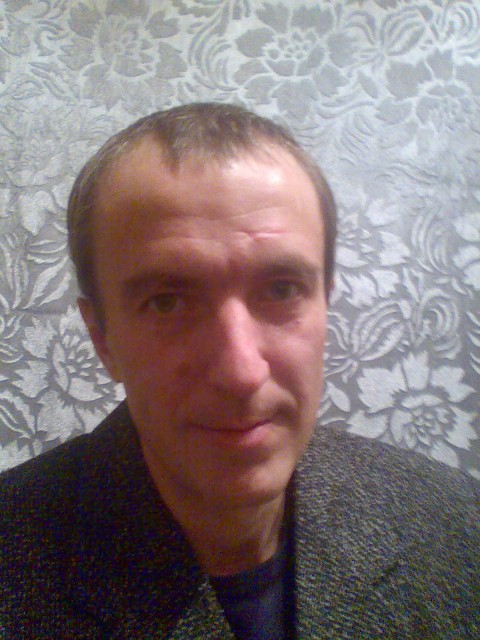 михаил, Россия, Гусь-Хрустальный, 43 года. Хочу найти девушку для серьёзных отношений и создания семьи!подробнее при переписке!