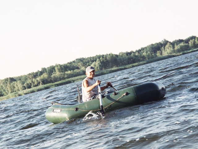 на Днепре, с удачной рыбалки...июль, 2012 г.