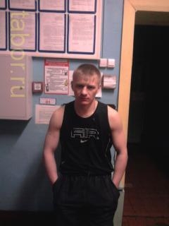 толик, Россия, Котлас, 43 года. Хочу найти ту ради которой захочется сделать так что бы луна в обратную сторону начала крутится...ради которой парень как парень как и многие желающий серьёзных отношений