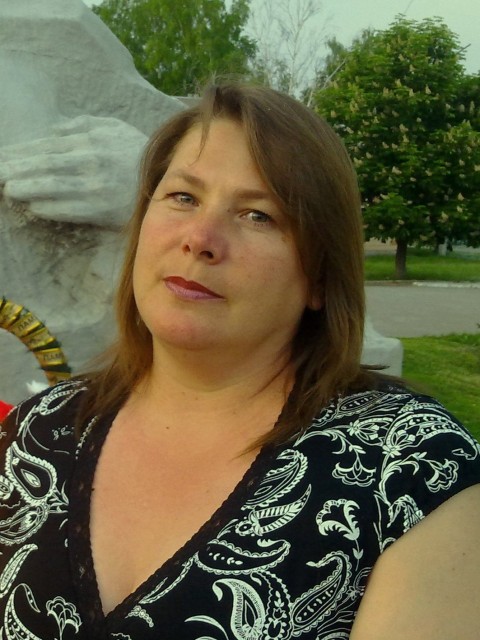 Галина, Луганск, 57 лет, 2 ребенка, 1 фото. Ищу: Хорошего человека, который бы стал для меня и моих детей хорошим другом....а лично для меня любимым.....что...  Анкета 20116. 