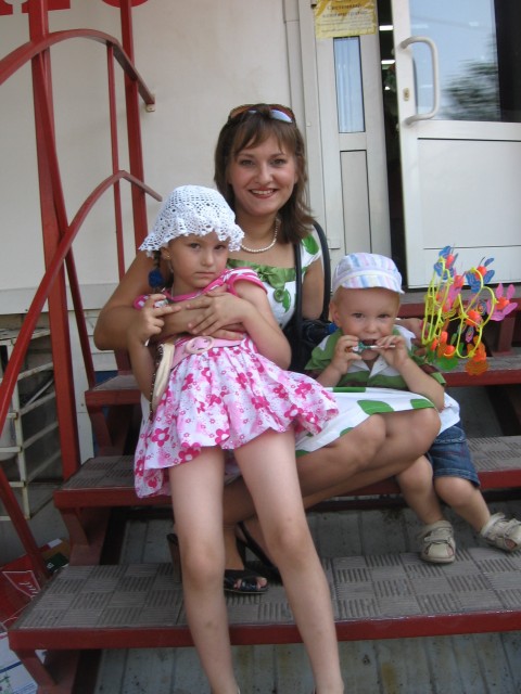 Юлия, Россия, Челябинск, 41 год, 2 ребенка. никого не ищу, просто хочу общатьсяработаю экономистом