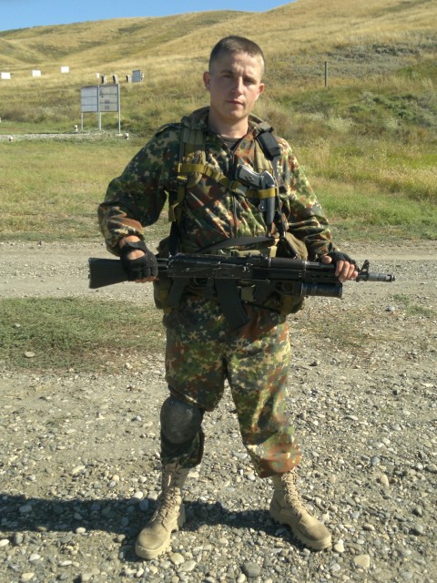 Валерий, Россия, Красноярск, 35 лет. Хочу найти Девушку для серьёзных отношений!!!!!!!!
Веселый, добрый, отзывчивый:)))))))