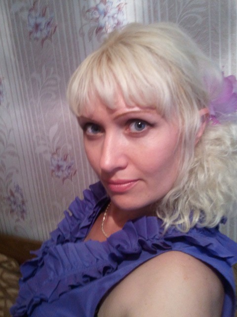 Ирина, Россия, Челябинск, 49 лет, 1 ребенок. Ищу мужчину,который бы полюбил меня и принял бы мою дочь.Хочу иметь крепкую,дружную семью,быть любящСимпатичная,молодая,хочу встретить своего единственного мужчину.Живём с дочкой-8 лет,работаю в торго