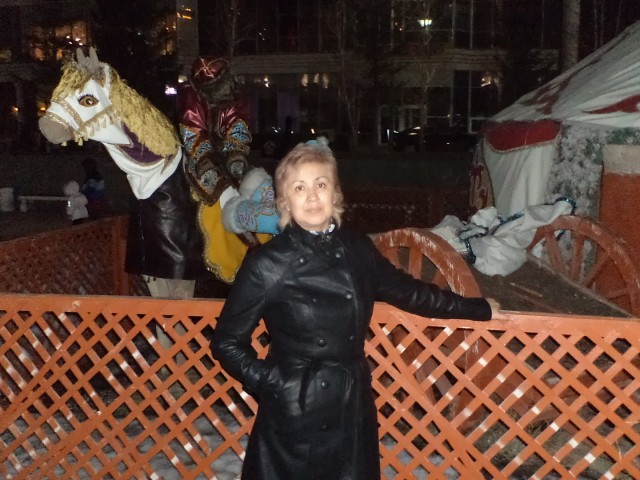 Венера, Казахстан, Астана, 53 года, 1 ребенок. Хочу найти спутника ,другая вдова,есть дочь 21 год-замужем