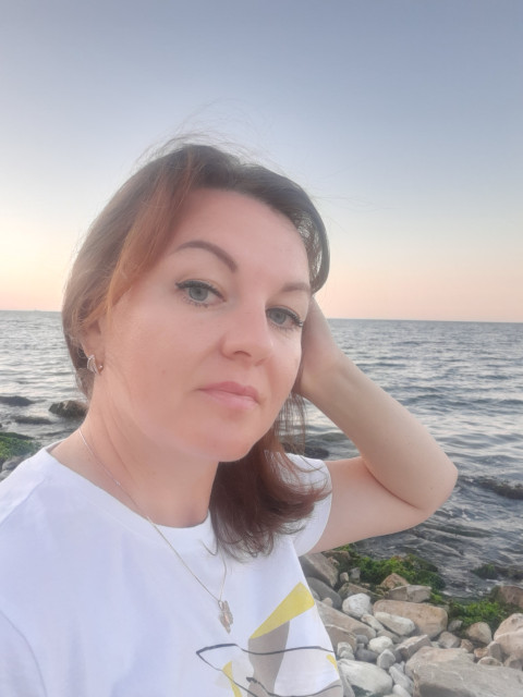 Елена, Россия, Самара, 45 лет, 2 ребенка. Ищу: Любимого мужа... Хочется рядом крепкий тыл, опору во всем. Самодостаточного и состоявшегося мужчину....  Анкета 36244. 