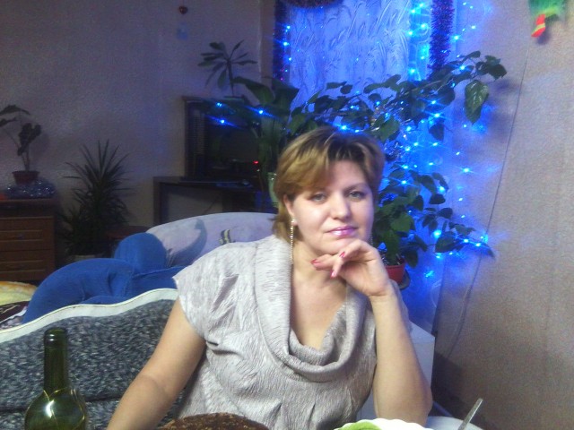 Светлана, Россия, Сенгилей, 46 лет, 4 ребенка. Сайт знакомств одиноких матерей GdePapa.Ru