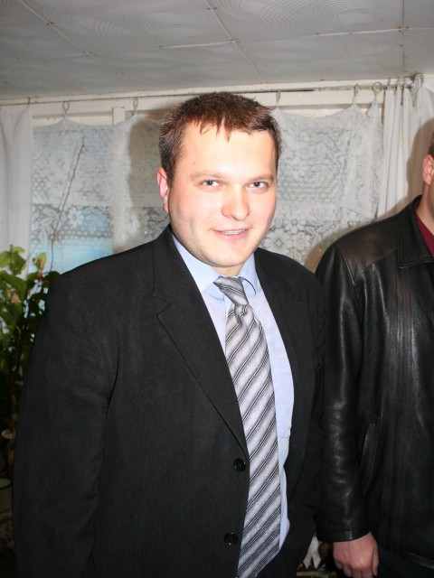 Михаил, Россия, Кондрово, 43 года. Познакомлюсь для серьезных отношений.
