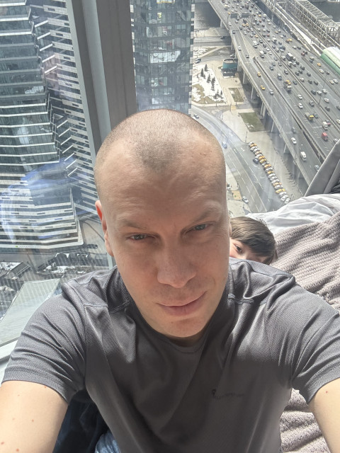 александр, Москва, 42 года, 1 ребенок. Ищу: Девушку с ребенком для знакомства а далее может быть и создания семьи.  Анкета 45447. 