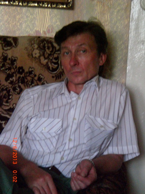 Андрей, Россия, Яранск, 60 лет, 1 ребенок. Хочу найти Спокойную, симпатичную, хозяйственную.Живу один. Ищу спутницу жизни.