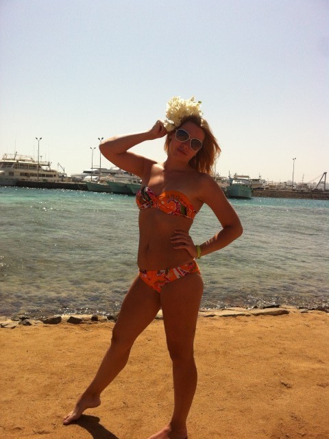 Мария, Москва, м. Алма-Атинская, 39 лет, 1 ребенок, 5 фото. Ищу: Доброго, отзывчего, самостоятельного человека  Анкета 48567. 