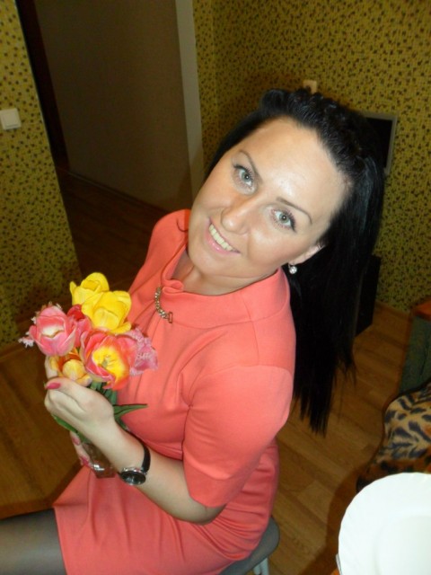 Алена, Россия, Йошкар-Ола, 41 год. хозяйственная, люблю детей, люблю готовить, безумно хочу создать семью. ищу порядочного, серьёзного 