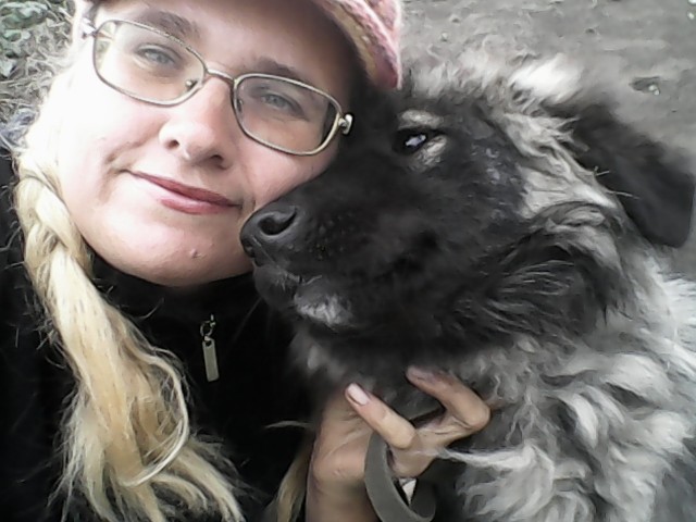 Бэтти, одна из двух десятков моих любимцев:) гостей мы любим:)