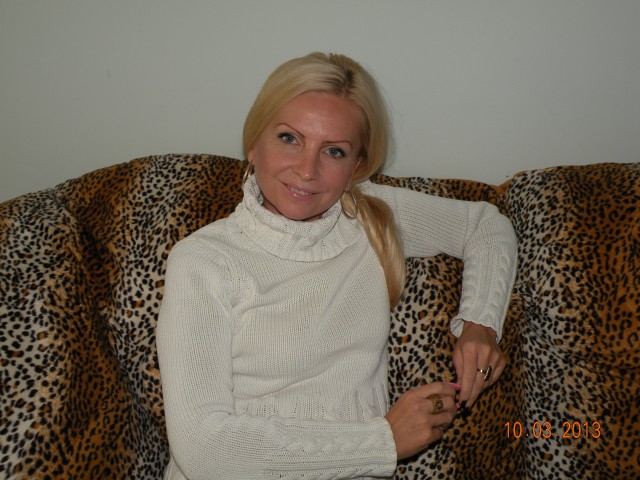 Katerina, Украина, Львов, 55 лет, 1 ребенок. 





Я добрая, нежная, ласковая - ищу мужчину, который ищет меня!





