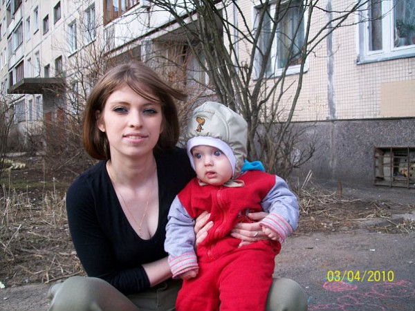 Ната, Санкт-Петербург, м. Ломоносовская, 35 лет, 1 ребенок. Даже не знаю что рассказать о себе... со своими тараканами, но хорошая) ненавижу скандалы, люблю уют
