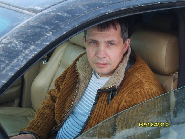 Алексей, Россия, Екатеринбург, 54 года. Хочу найти будущую женухочу лапочку-дочку лучше двух и послушного сыночка