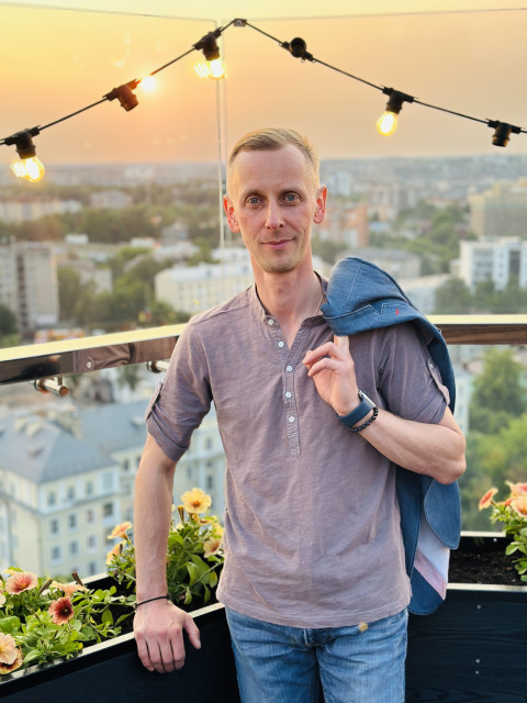 Ваня, Россия, Смоленск, 45 лет, 1 ребенок. Познакомлюсь с интересной девушкой для общения и совместного досуга, а дальше будет видно- вместе, либо...  Анкета 57167. 