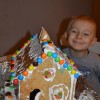 Наш первый совместный Рождественский пряничный домик)) тесто раскатывал сынуля, украшал тоже)