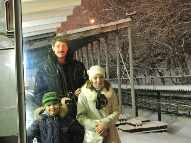 Иван, Россия, Москва, 53 года, 3 ребенка. Хочу найти Человека
Работа творческая, вероисповедание -Православное христианство 