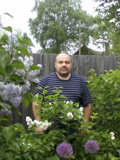 эдуард, Россия, Вологда, 54 года. Хочу найти Верную добрую не корыстную. просто хорошего человека.При переписке