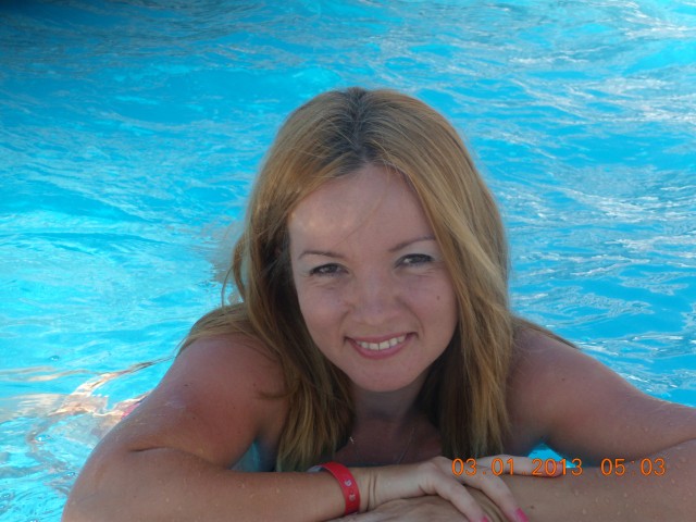 Леся, Украина, Киев, 49 лет, 2 ребенка. Родную душу (вот когда ее встречу, то точно почувствую!!!)Как-то на самом деле сложно рассказывать, но... я активный жизнерадостный человек, слегка подуставши