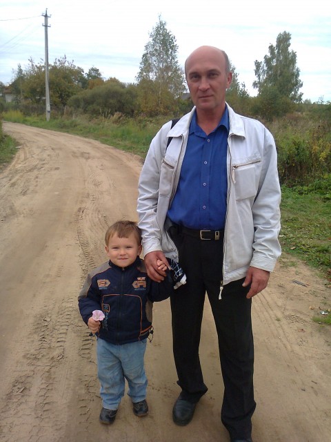 Андрей, Россия, Ярцево, 61 год, 1 ребенок. Воспитываю ребенка 4, 7 лет. Проживаем одни. Ищем;Сыну-маму. Мне-жену