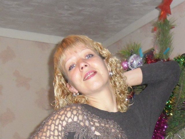Светлана, Россия, Смоленск, 49 лет, 1 ребенок. Она ищет его: просто нормального мужчину, желательно с детьми.Жидкова Светлана 39лет, есть дочь 8-лет.