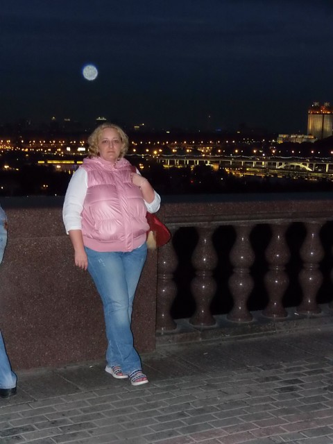 Майя, Россия, Москва, 54 года. Она ищет его: Мужчина моей мечты: высокий (мой рост 158, так что все, кто выше меня на голову - уже то, что надо:)Интересуют только серьезные долговременные отношения.