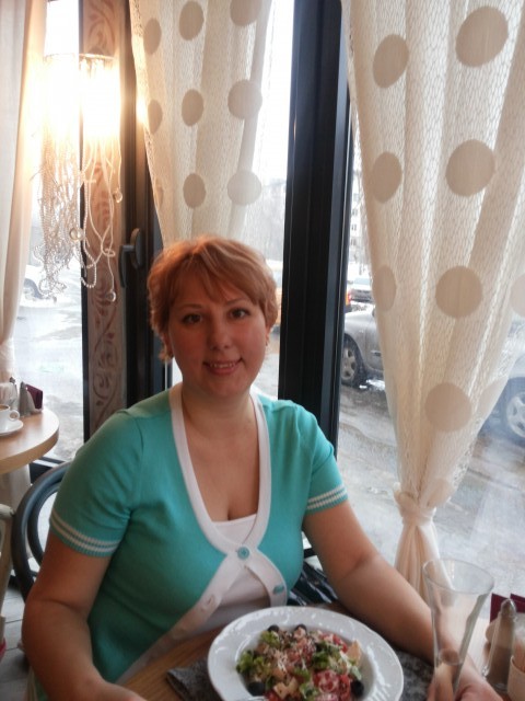 Анна, Россия, Волгоград, 46 лет, 1 ребенок. Хочу найти Настоящего мужчину, для которого семья не просто слово, а смысл жизни.Я такая какая есть, потому что у каждого человека есть свои достоинства и недостатки. 