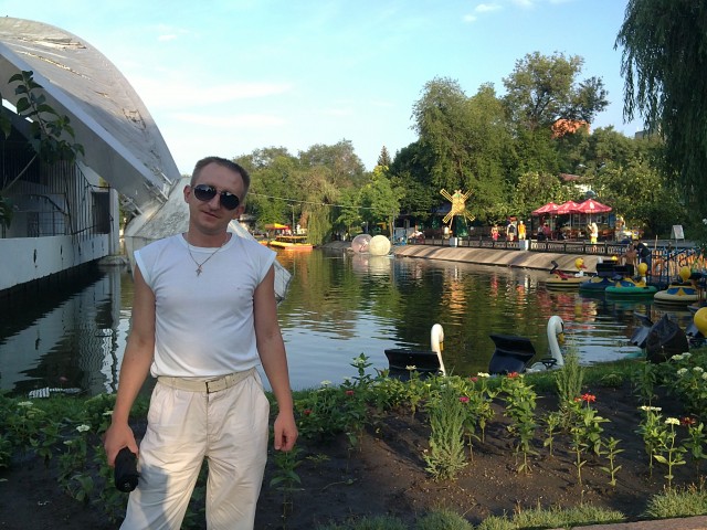 Дмитрий, Россия, Подольск, 44 года, 1 ребенок. Хочу найти Свою единственную!!!Люблю готовить, рыбалку, ходить за грибами. Просто гулять в лесу. Хочу наконец-то найти свою единств