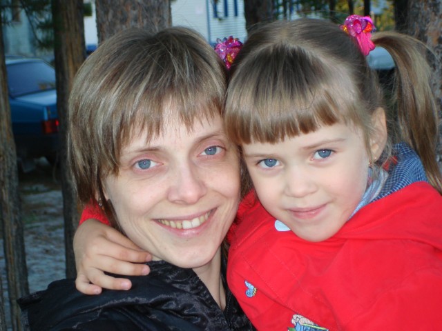 Оксана, Россия, Ноябрьск, 50 лет, 2 ребенка. Она ищет его:  Желаю познакомиться с мужчиной без вредных привычек для создания семьи.  В разводе, воспитываю двоих детей.